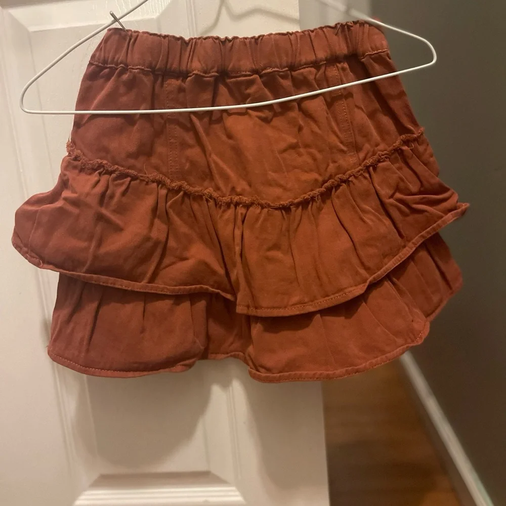 Chelsea & Violet Rust Tiered Skirt - Picture 2 of 2